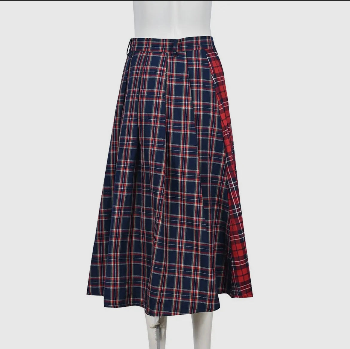 Plaid Checker Skirt￼￼